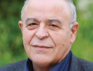 Έφυγε ο καθηγητής Συνταγματικού Δικαίου Σταύρος Τσακυράκης